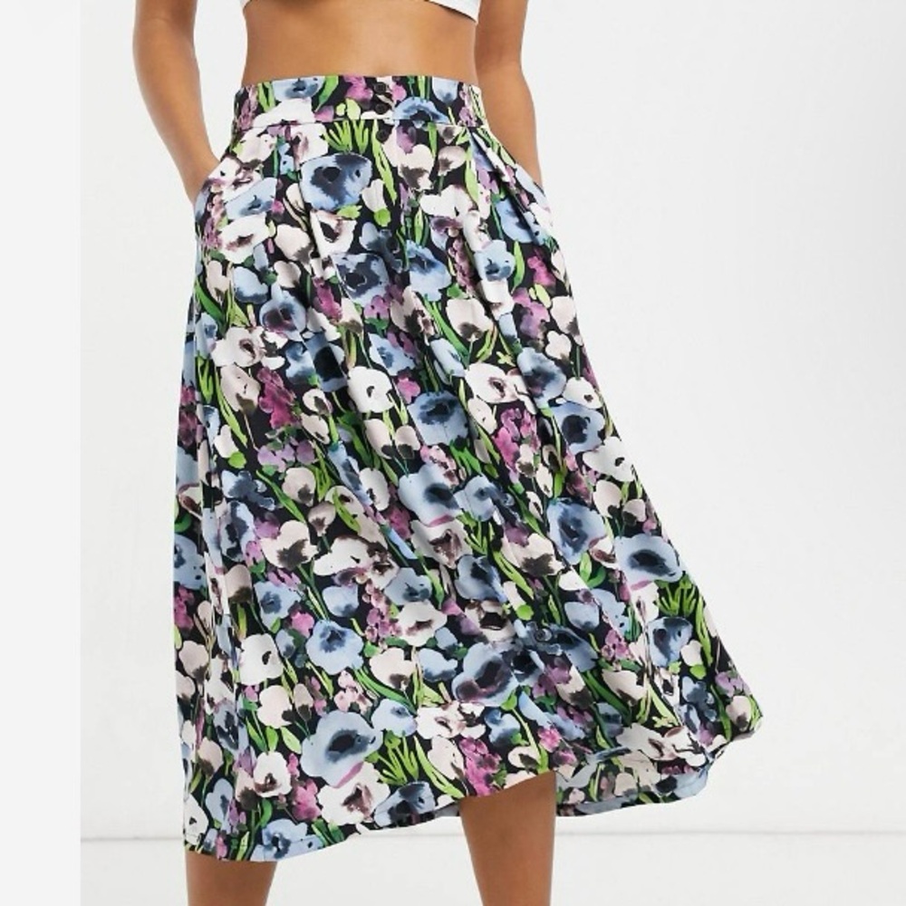 Monki Sigrid ASOS | Floral Button Down Midi Skirt in Blue Poppy Print